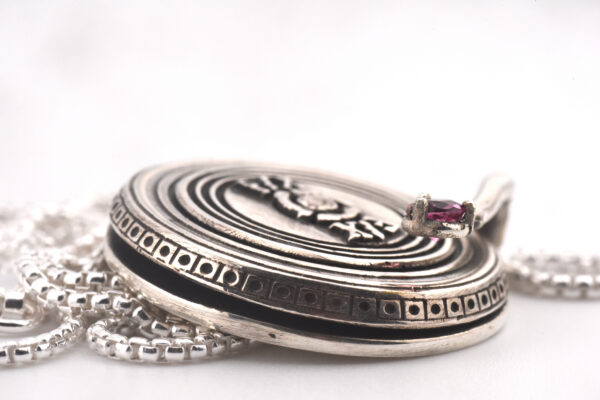 F/X Spinner Necklace - Image 3